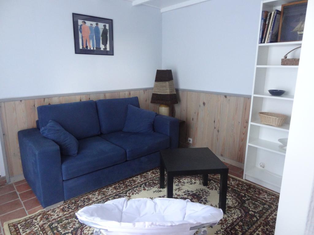 Villa Les Ecuries du Préchard La Chapelle-Chaussée Habitación foto